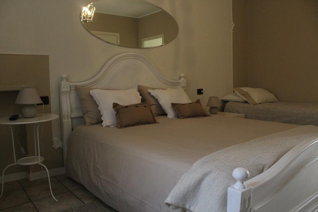 Maison Fortune Castelnuovo del Garda Room photo